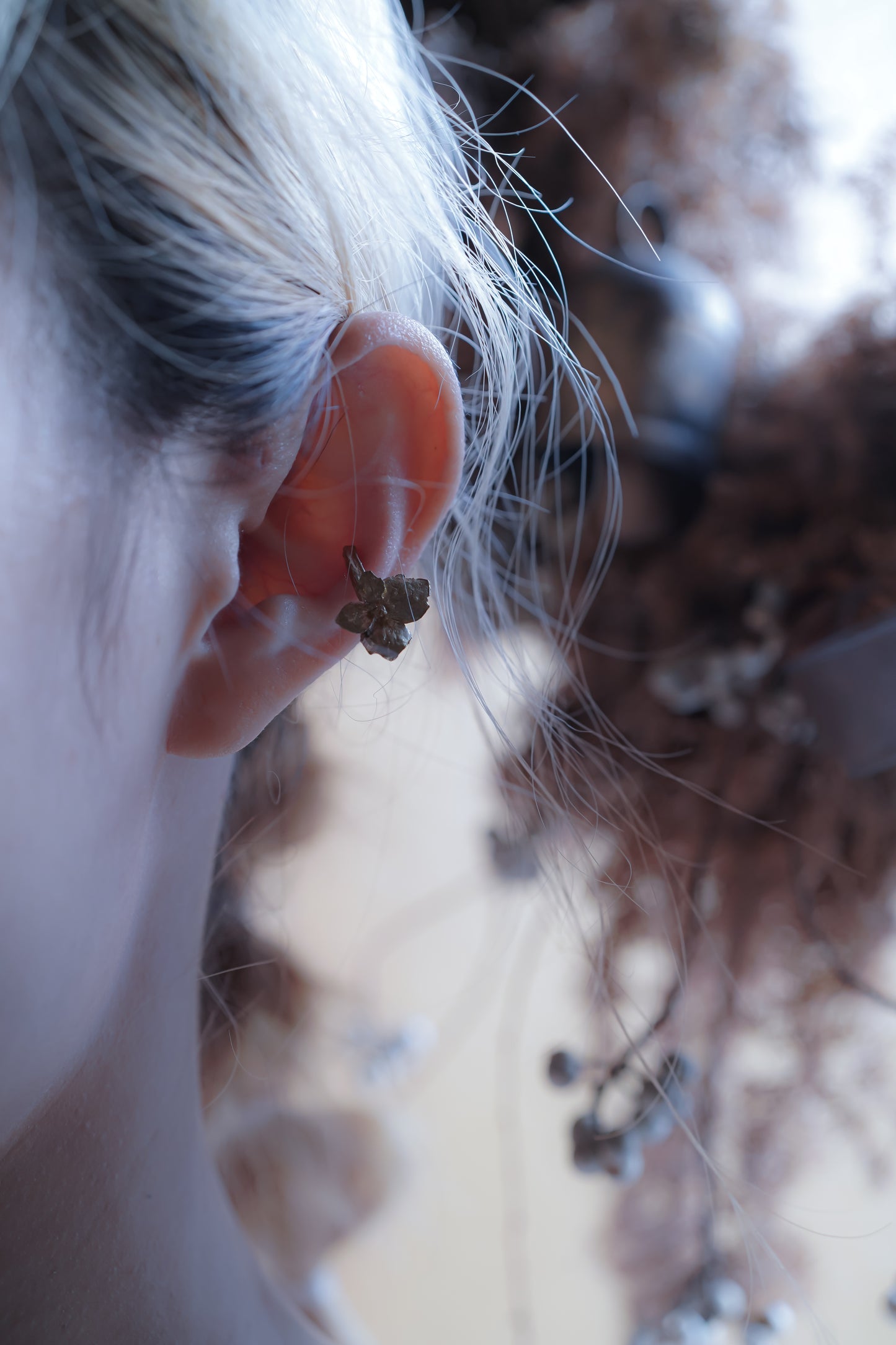 サビ 錆 𓇚 Hydrangea Ear Cuff