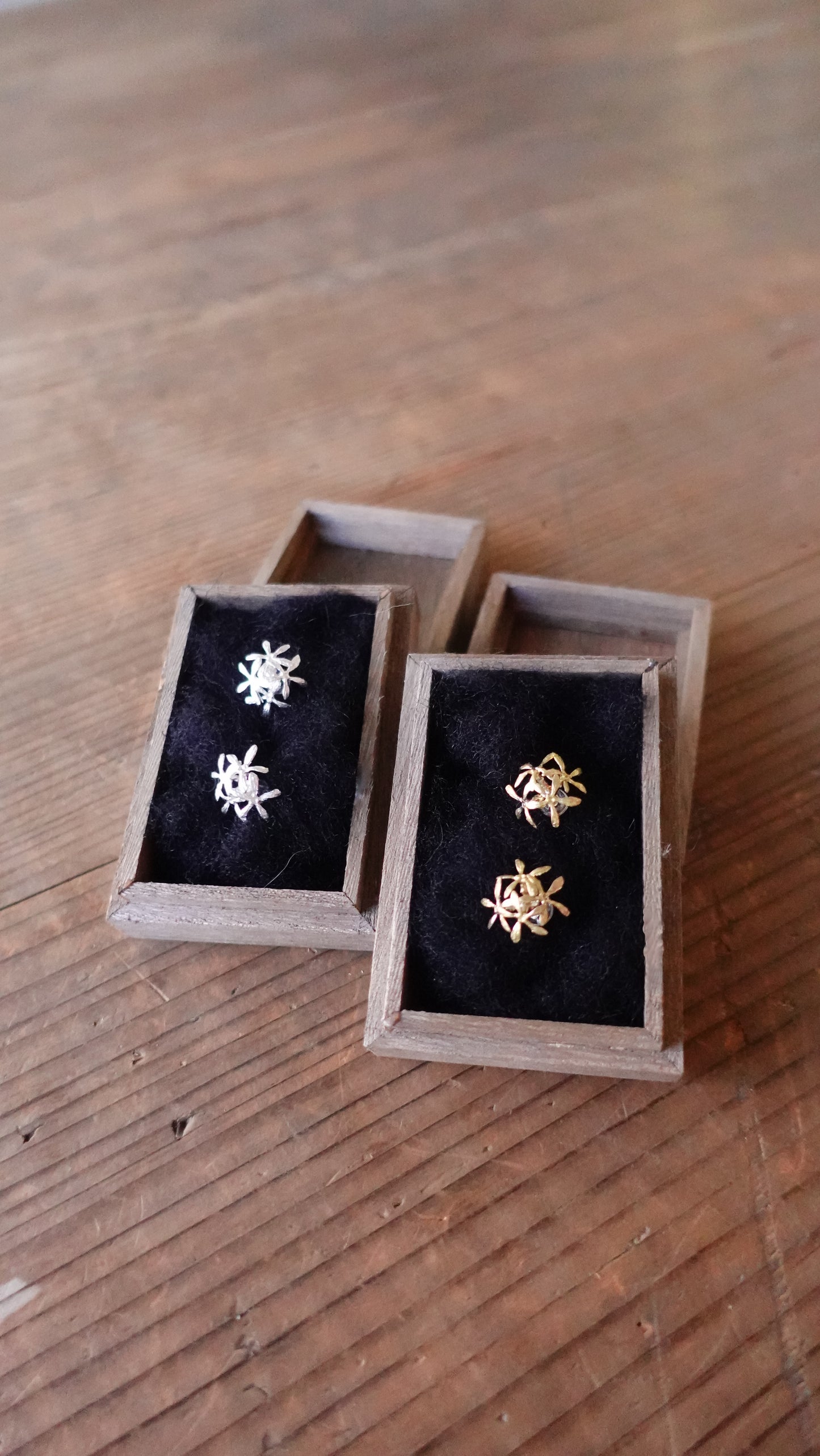 サビ 錆 𓇚 Abelia Earrings