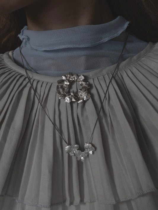 サビ 錆 𓇚 Hydrangeas Brooch