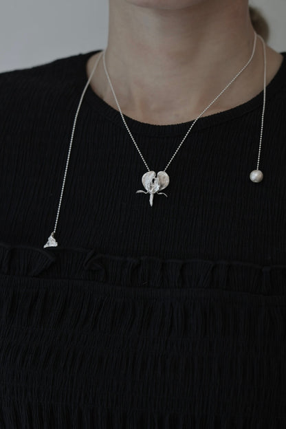 サビ 錆 𓇚 Bleeding Heart Necklace