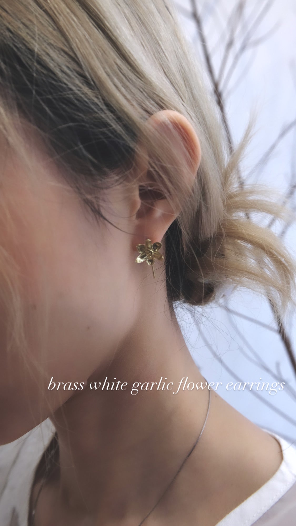 サビ 錆 𓇚White Garlic Flower Earrings