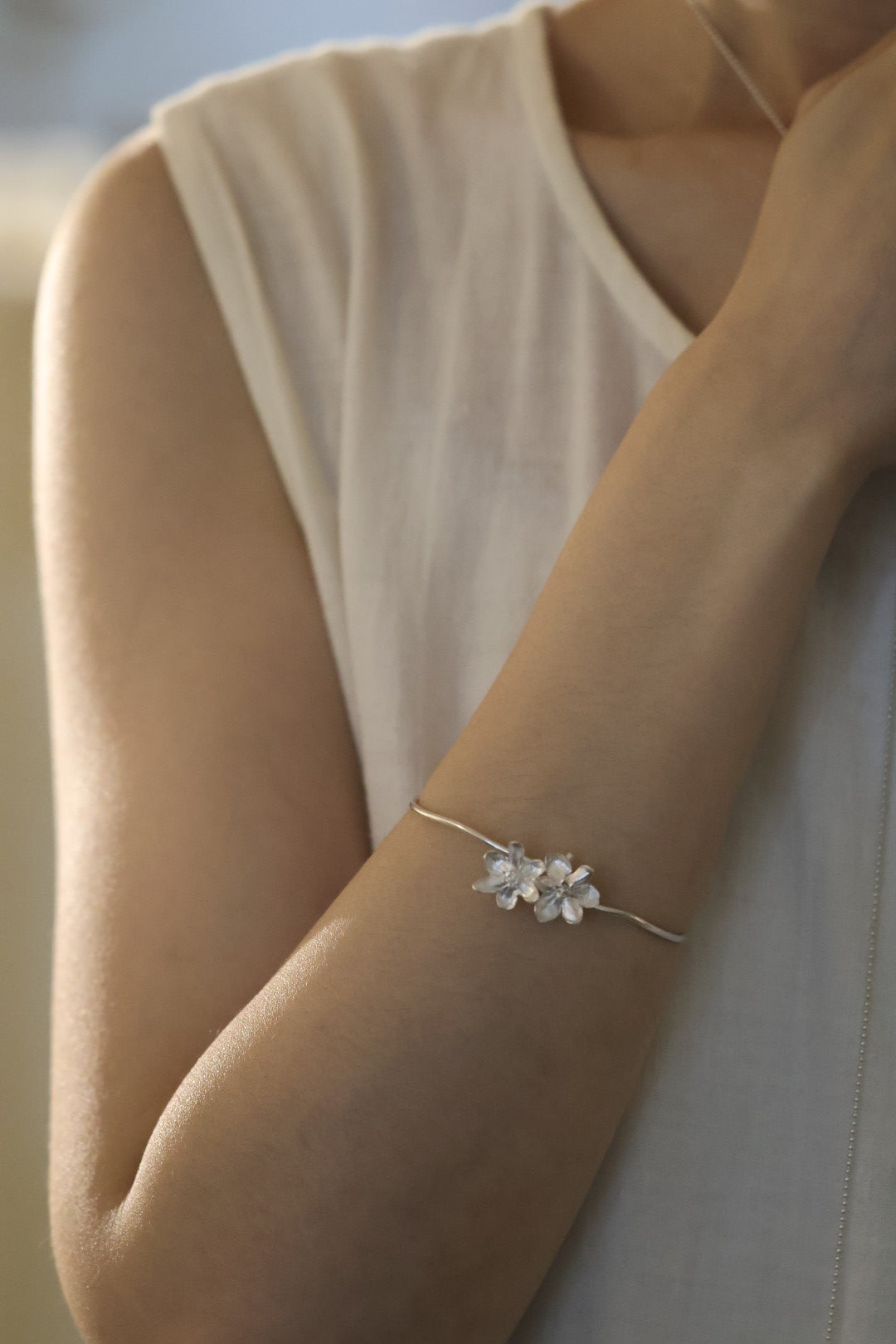 サビ 錆 𓇚 White Garlic Flowers Bangle