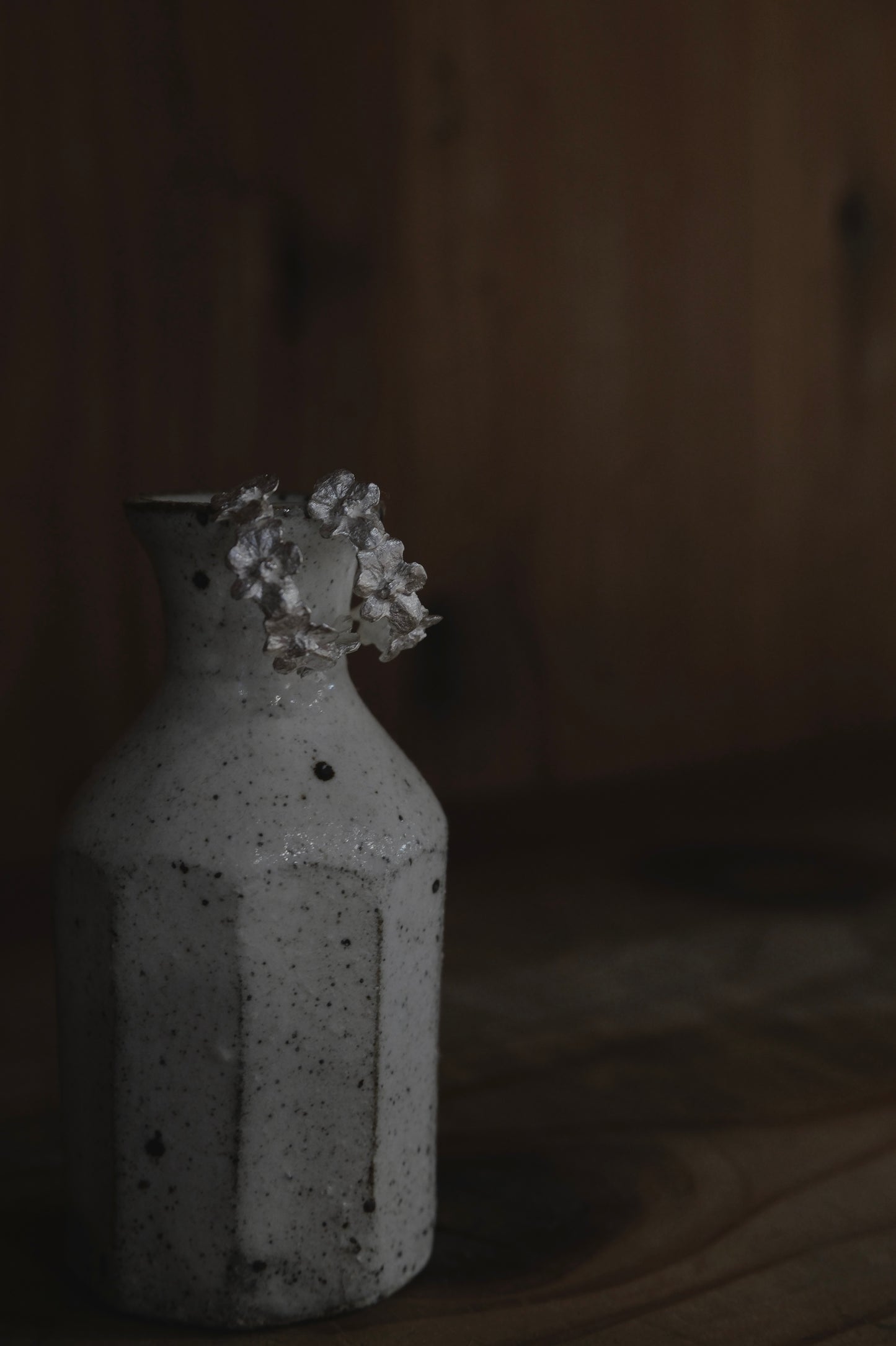 サビ 錆 𓇚 Baby Hydrangeas Ear Hoops H08