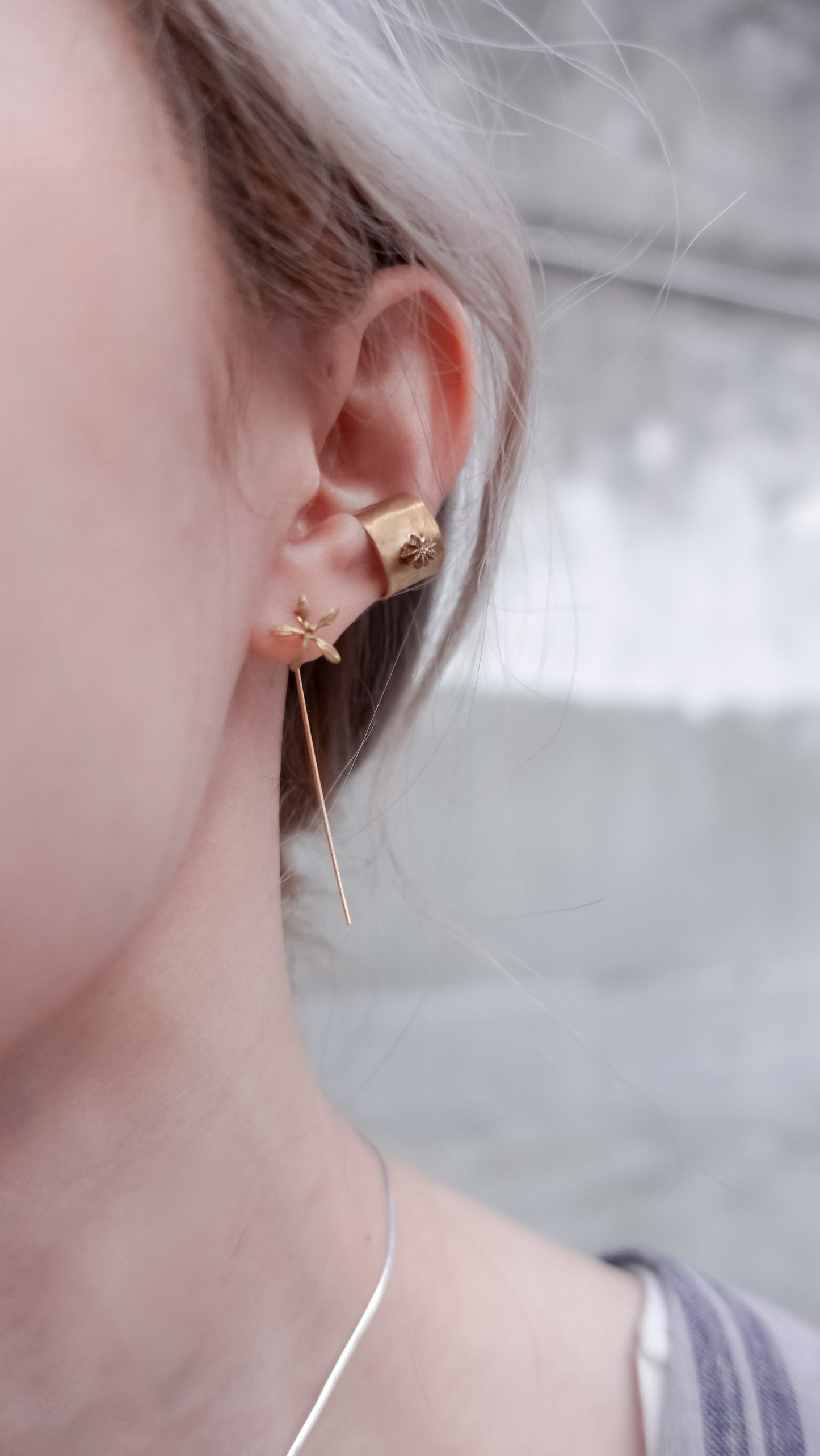 サビ 錆 𓇚 Inkberry Ear Cuff