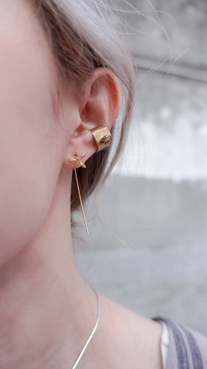 サビ 錆 𓇚 Inkberry Ear Cuff