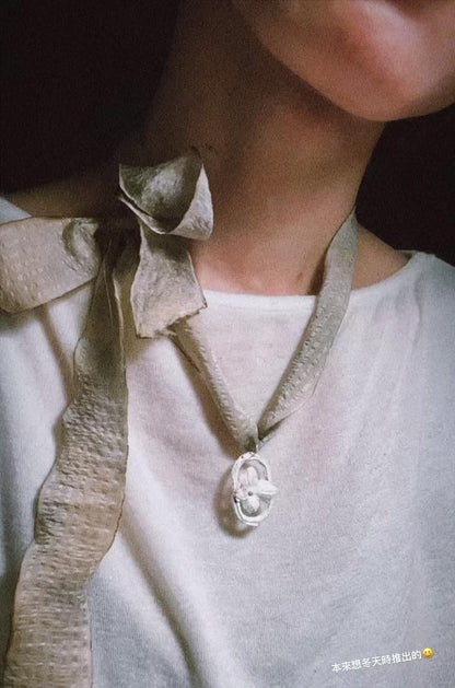 サビ 錆 𓇚 Botanical Silk Ribbon Necklace