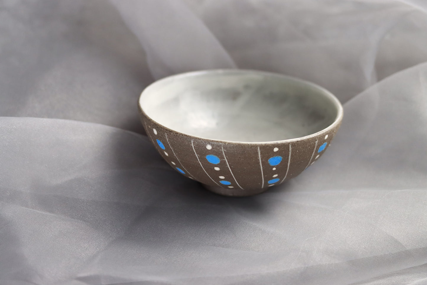 Dotted Pottery Footed Bowl 益子燒藍白水玉碗